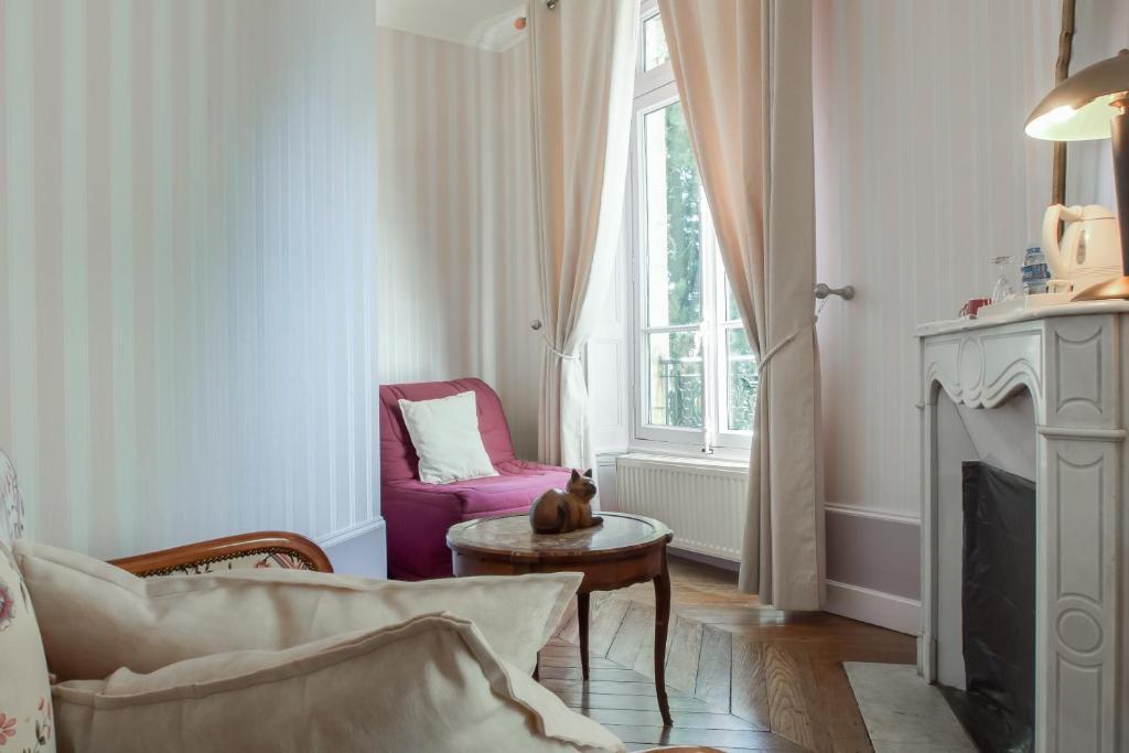 Chambres Au Chateau - Le Clos Des Tourelles Sennecey-le-Grand 객실 사진
